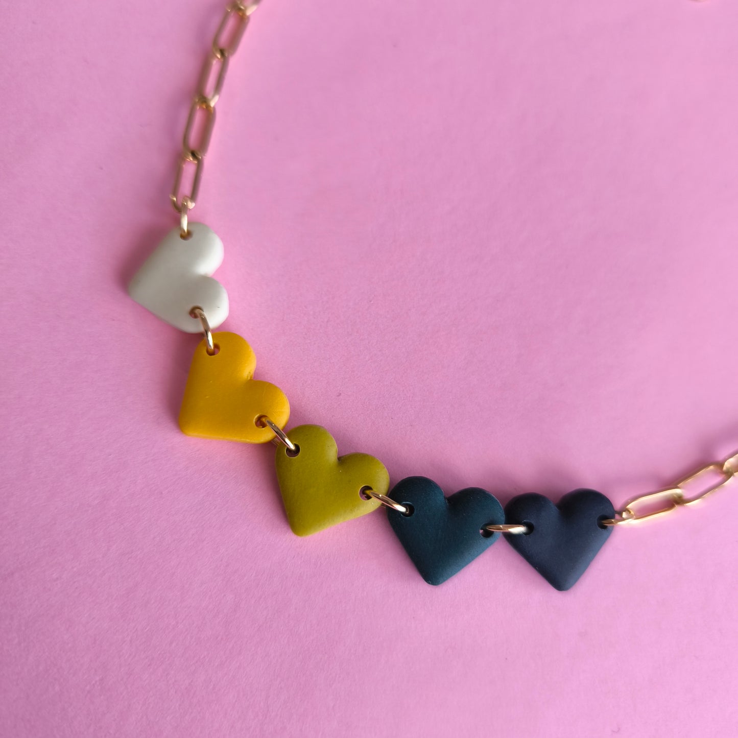 Collar artesanal en arcilla polimérica. Hipoalergenicos, livianos. Hechos en España. Stock limitado. Acero inoxidable.