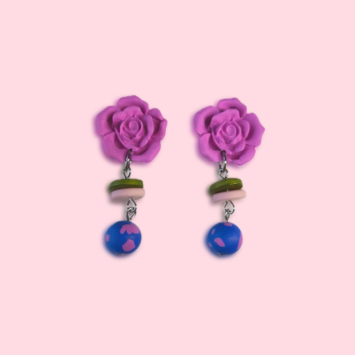 Pendiente Lucrecia fucsia, azul y verde