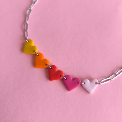 Collar artesanal en arcilla polimérica con relieve. Hipoalergenicos, livianos. Hechos en España. Stock limitado. Acero inoxidable. 