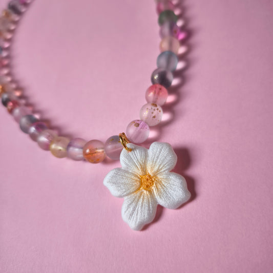 Collar flor Lupe cuentas vidrio color