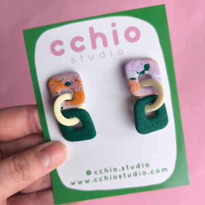 Pendiente Claudina lila, naranja y verde
