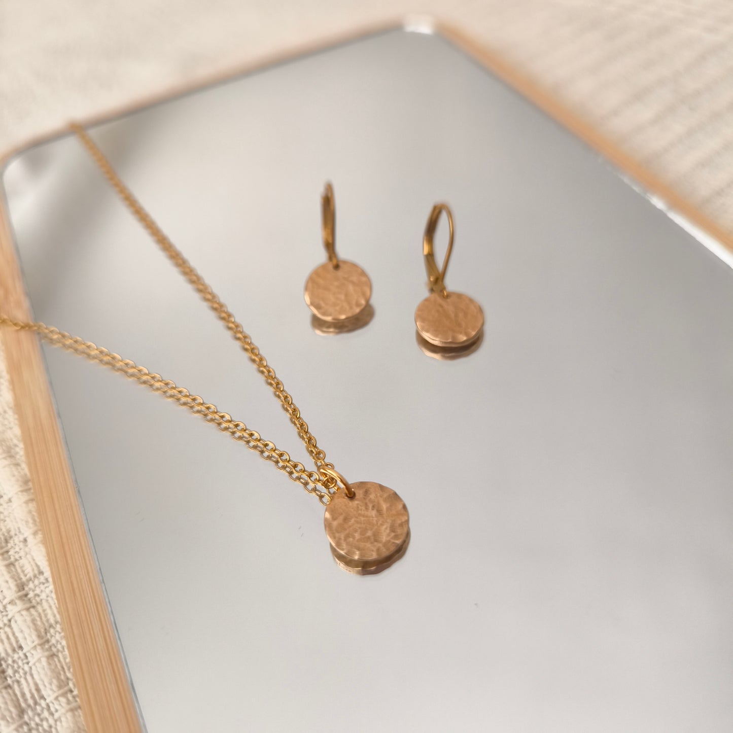 Pulse Necklace