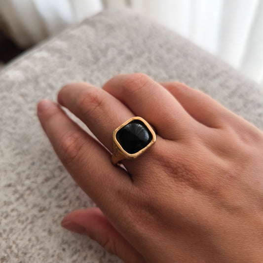 *one of a kind* Sombra Ring