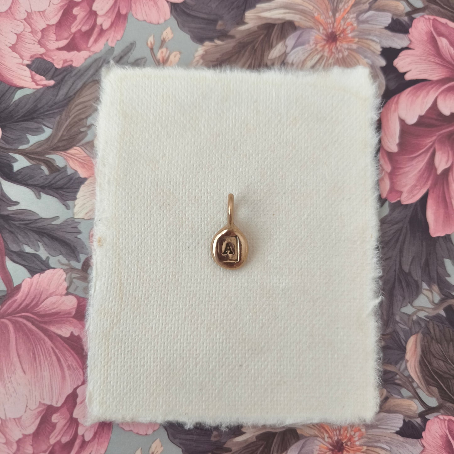 Signature ring