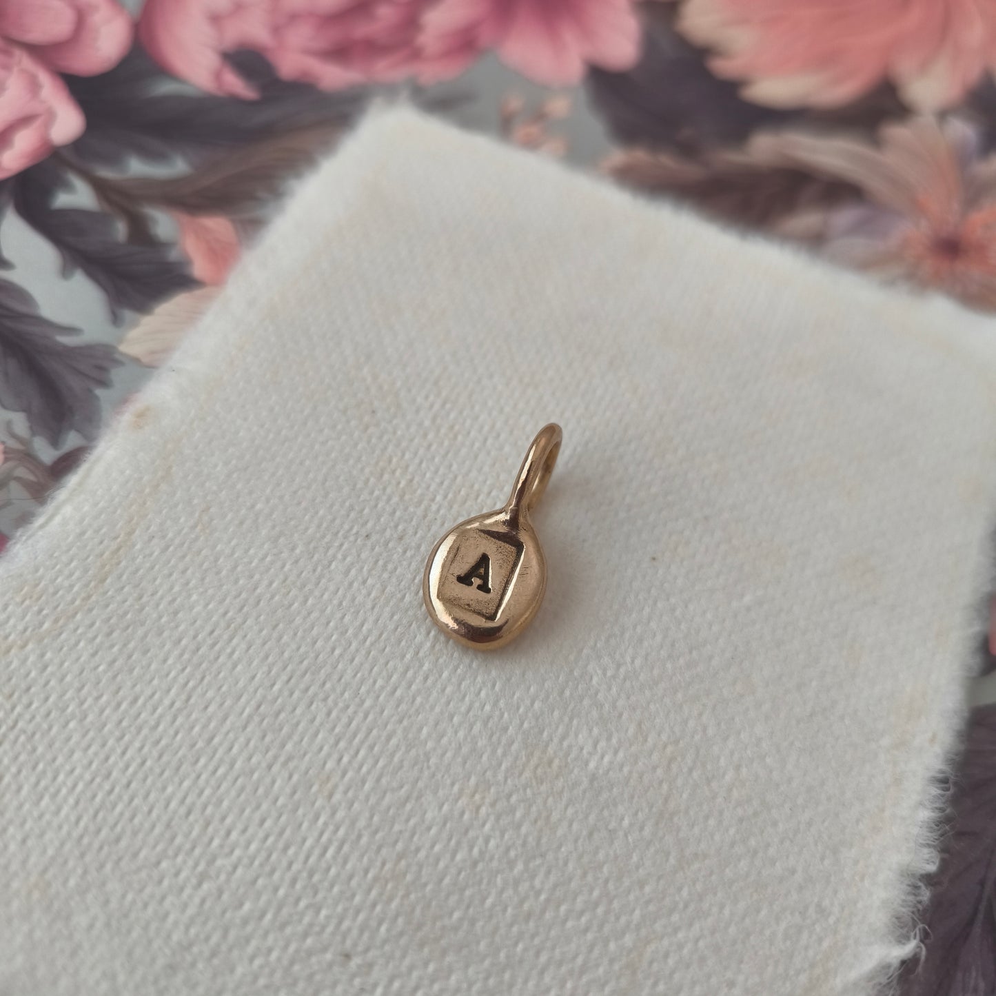 Signature ring