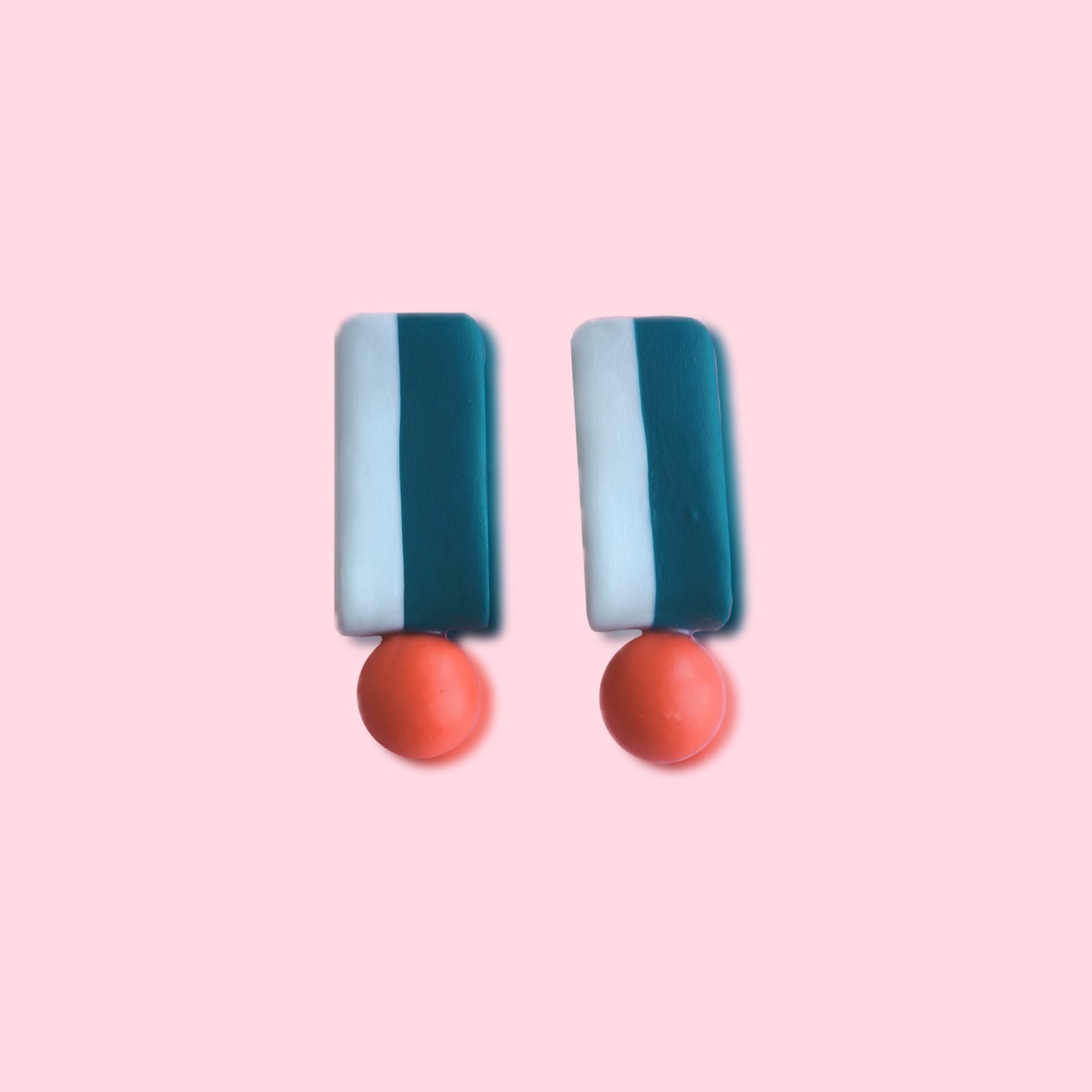 Pendiente Juniper aqua, verde petróleo y naranja