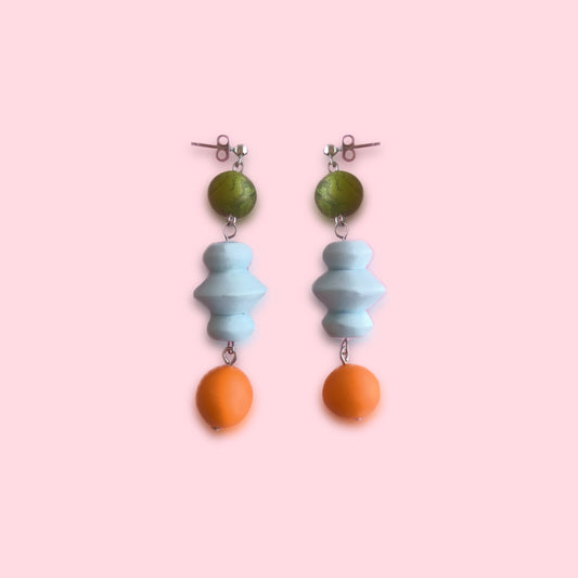 Pendiente Clotilde verde lima, naranja y celeste