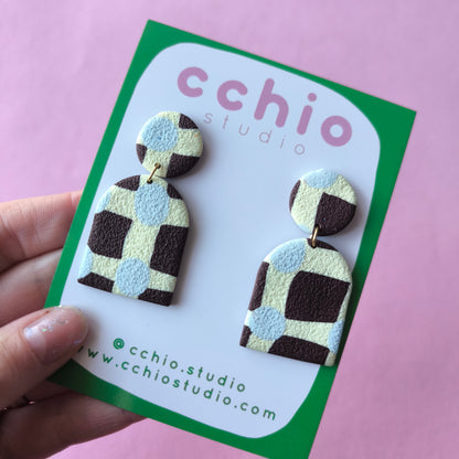 Pendientes artesanales en arcilla polimérica. Hipoalergenicos, livianos. Hechos en España. Stock limitado. Acero inoxidable