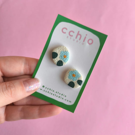 Pendientes artesanales en arcilla polimérica. Hipoalergenicos, livianos. Hechos en España. Stock limitado. Acero inoxidable.