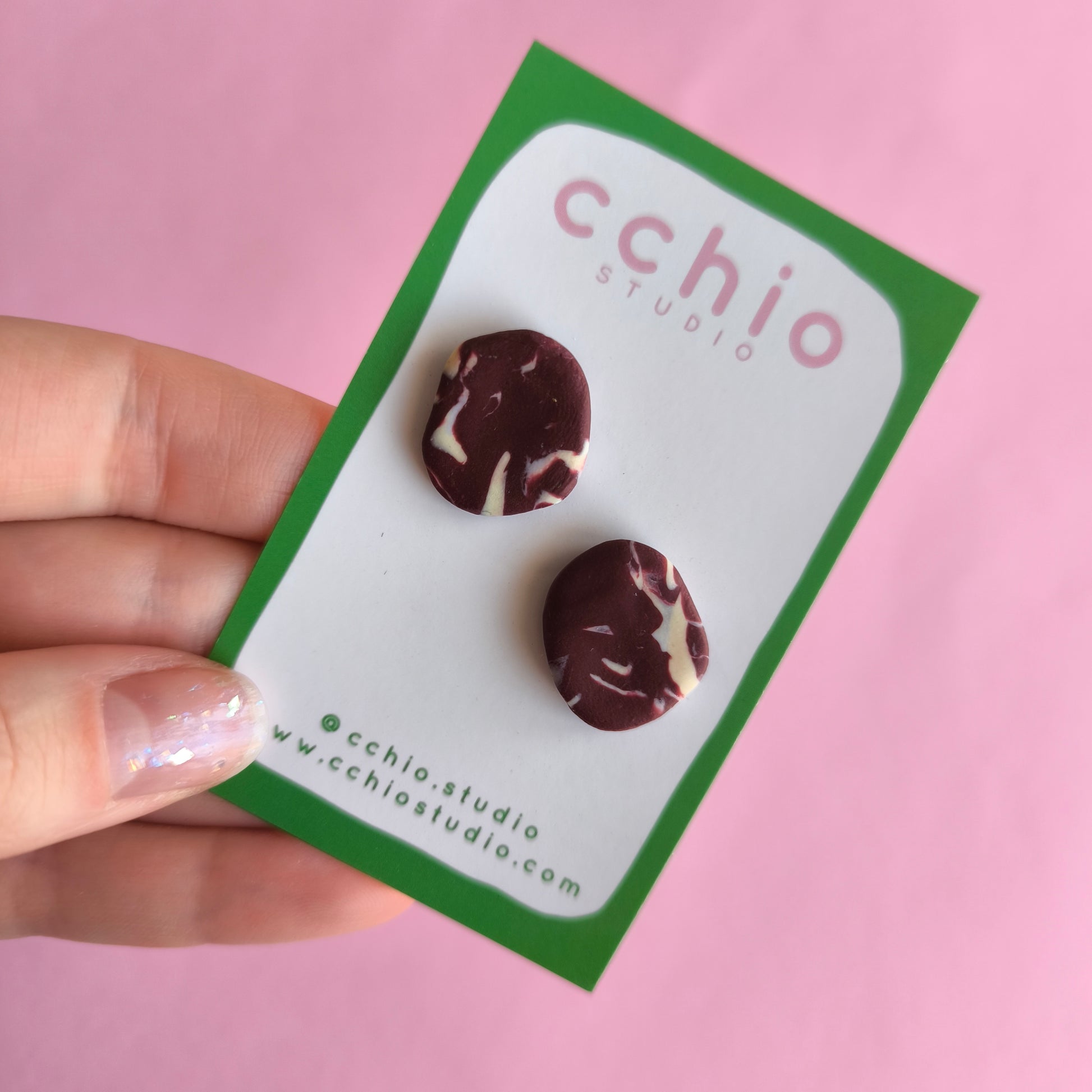 Pendientes artesanales en arcilla polimérica. Hipoalergenicos, livianos. Hechos en España. Stock limitado. Acero inoxidable.