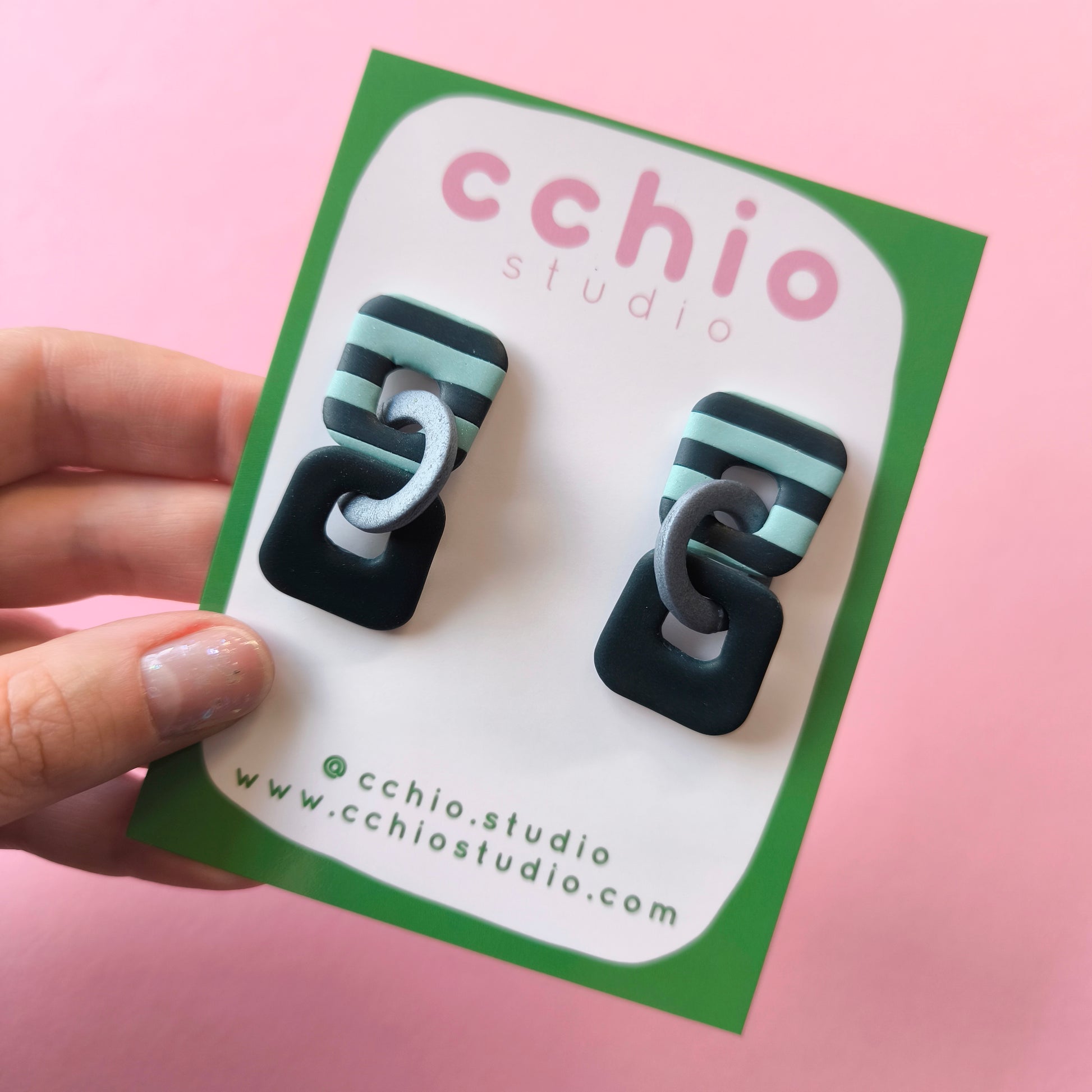 Pendientes artesanales en arcilla polimérica. Hipoalergenicos, livianos. Hechos en España. Stock limitado. Acero inoxidable