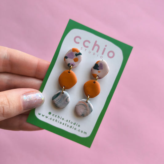 Pendientes artesanales en arcilla polimérica. Hipoalergenicos, livianos. Hechos en España. Stock limitado. Acero inoxidable