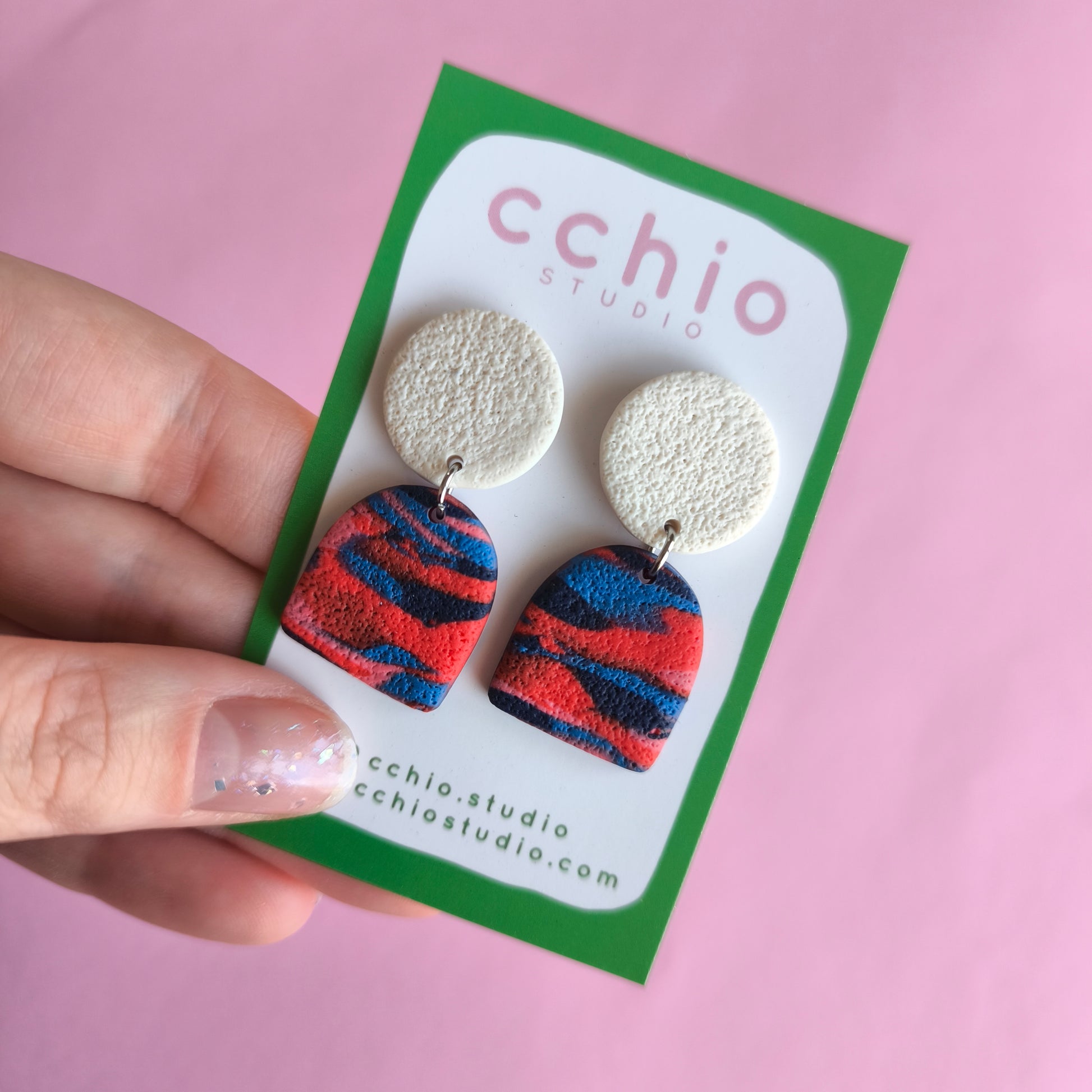 Pendientes artesanales en arcilla polimérica. Hipoalergenicos, livianos. Hechos en España. Stock limitado. Acero inoxidable