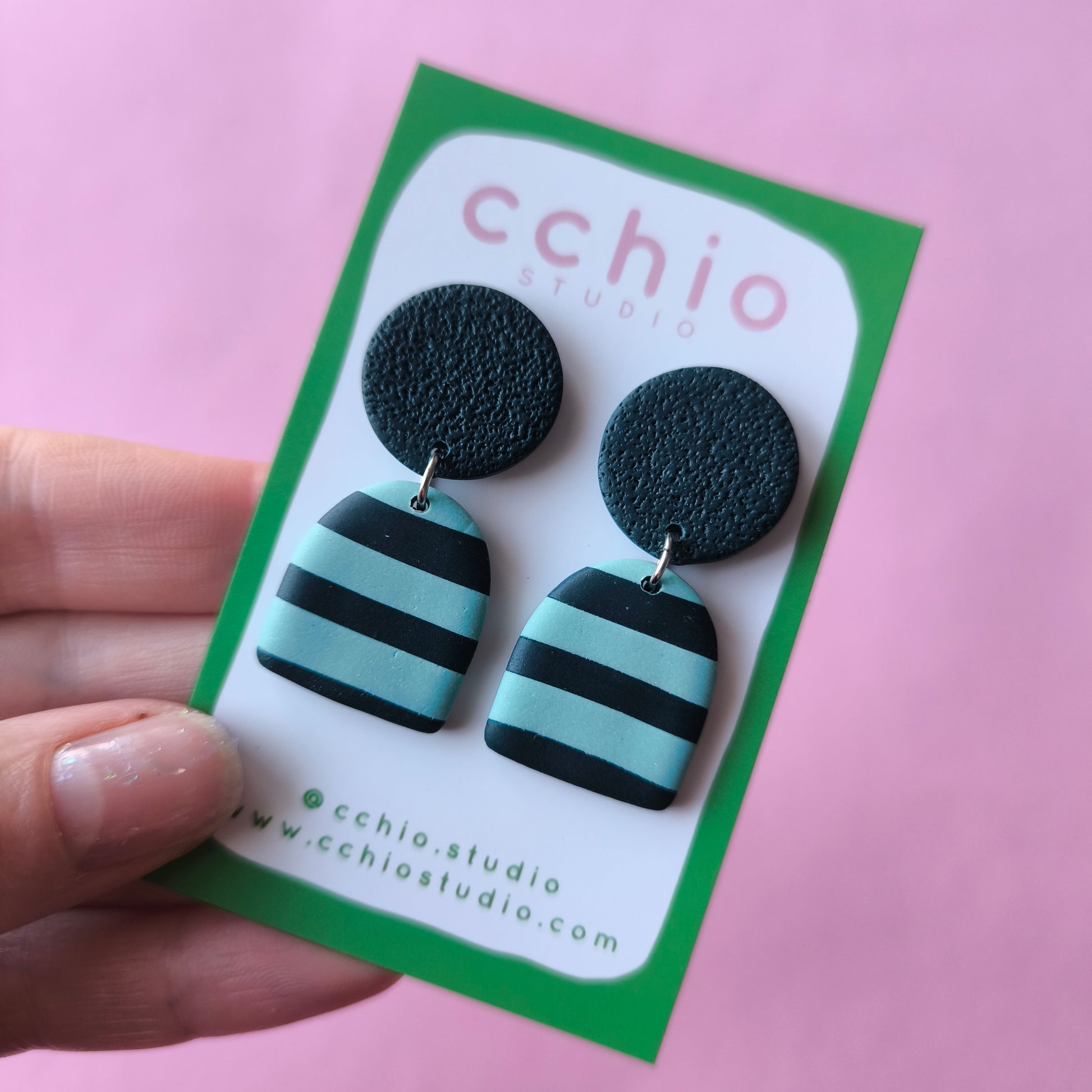 Pendientes artesanales en arcilla polimérica. Hipoalergenicos, livianos. Hechos en España. Stock limitado. Acero inoxidable