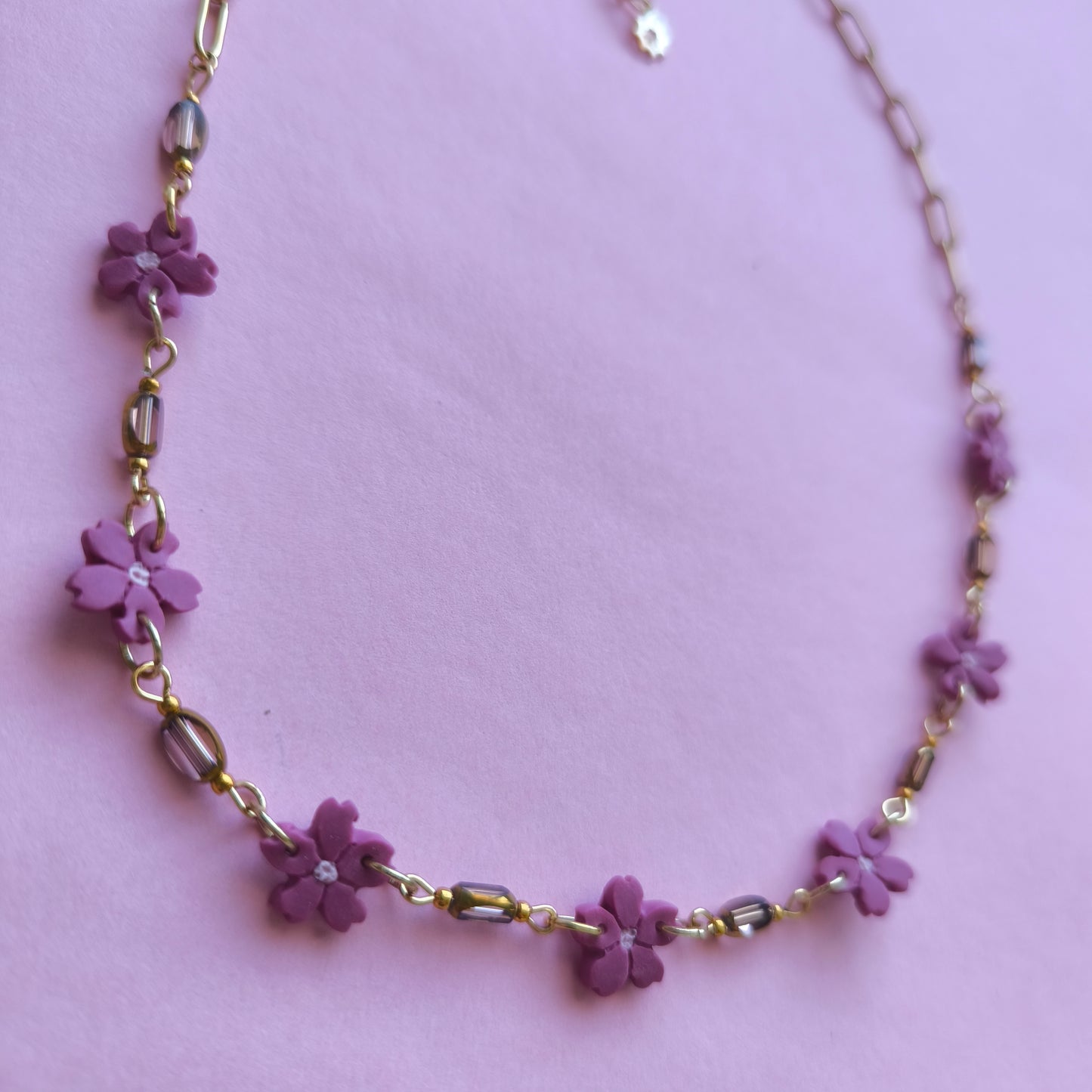 Collar artesanal flores en arcilla polimérica, hecho en España. Acero inoxidable. Livianos. Stock limitado. 
