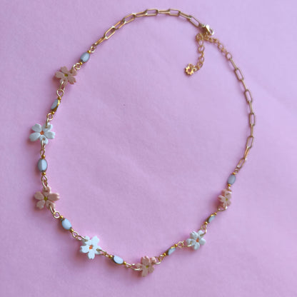 Collar artesanal flores en arcilla polimérica, hecho en España. Acero inoxidable. Livianos. Stock limitado. 