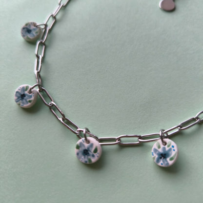 collar artesanales en arcilla polimérica. Hipoalergenicos, livianos. Hechos en España. Stock limitado. Acero inoxidable. Pintado a mano