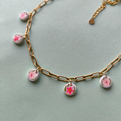 collar artesanales en arcilla polimérica. Hipoalergenicos, livianos. Hechos en España. Stock limitado. Acero inoxidable. Pintado a mano