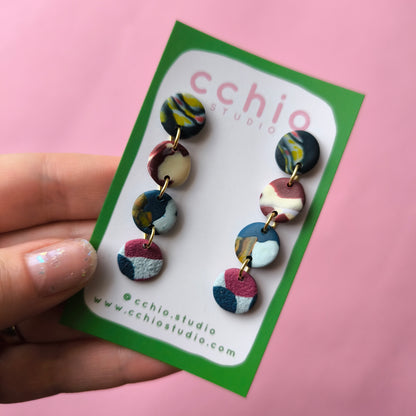 pendiente artesanal en arcilla polimérica. Hipoalergenicos, livianos. Hechos en España. Stock limitado. Acero inoxidable.