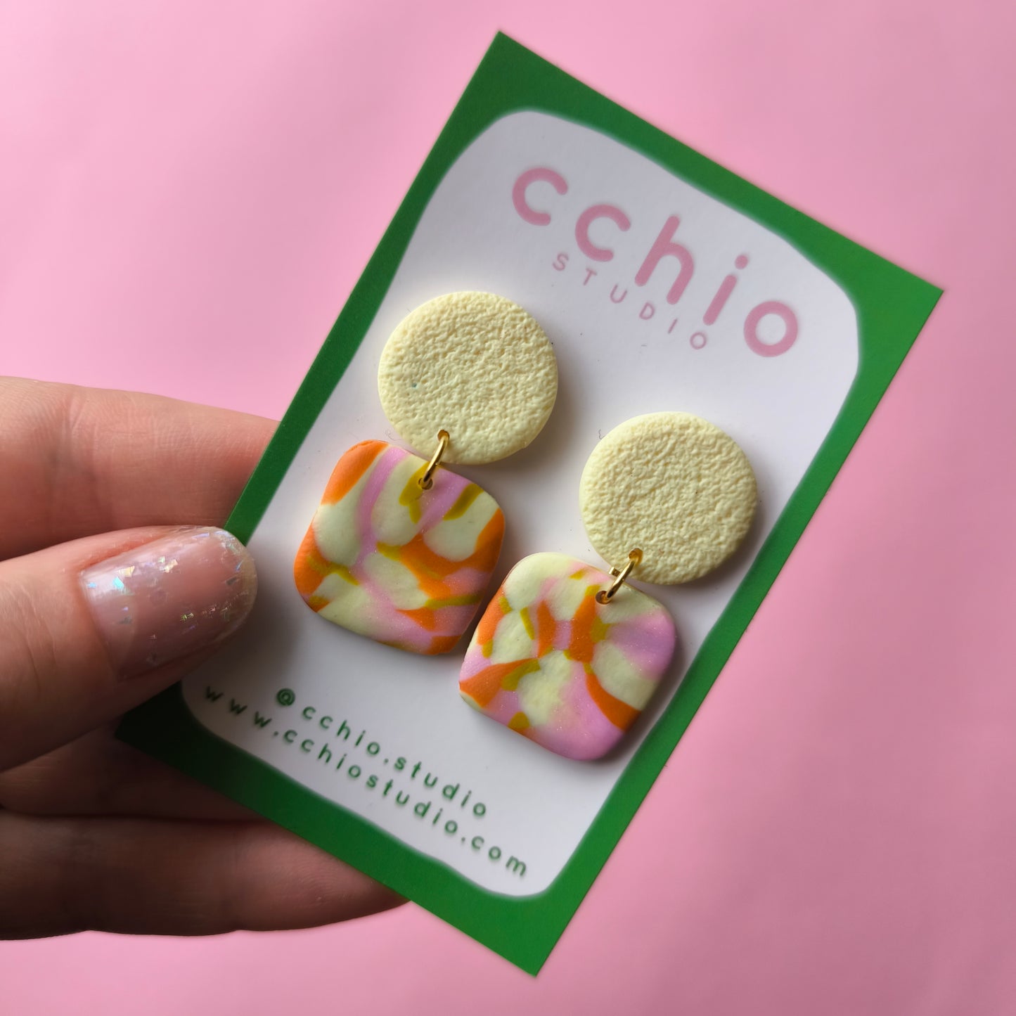 Pendientes artesanales en arcilla polimérica. Hipoalergenicos, livianos. Hechos en España. Stock limitado. Acero inoxidable