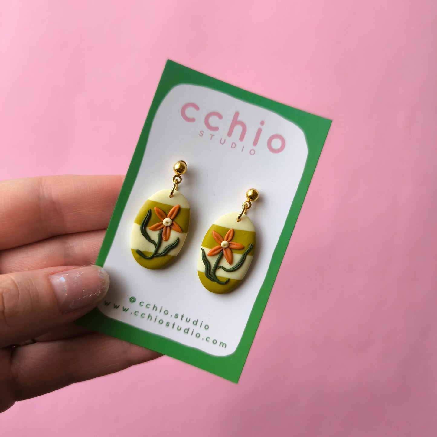 Pendientes artesanales en arcilla polimérica con relieve. Hipoalergenicos, livianos. Hechos en España. Stock limitado. Acero inoxidable. 