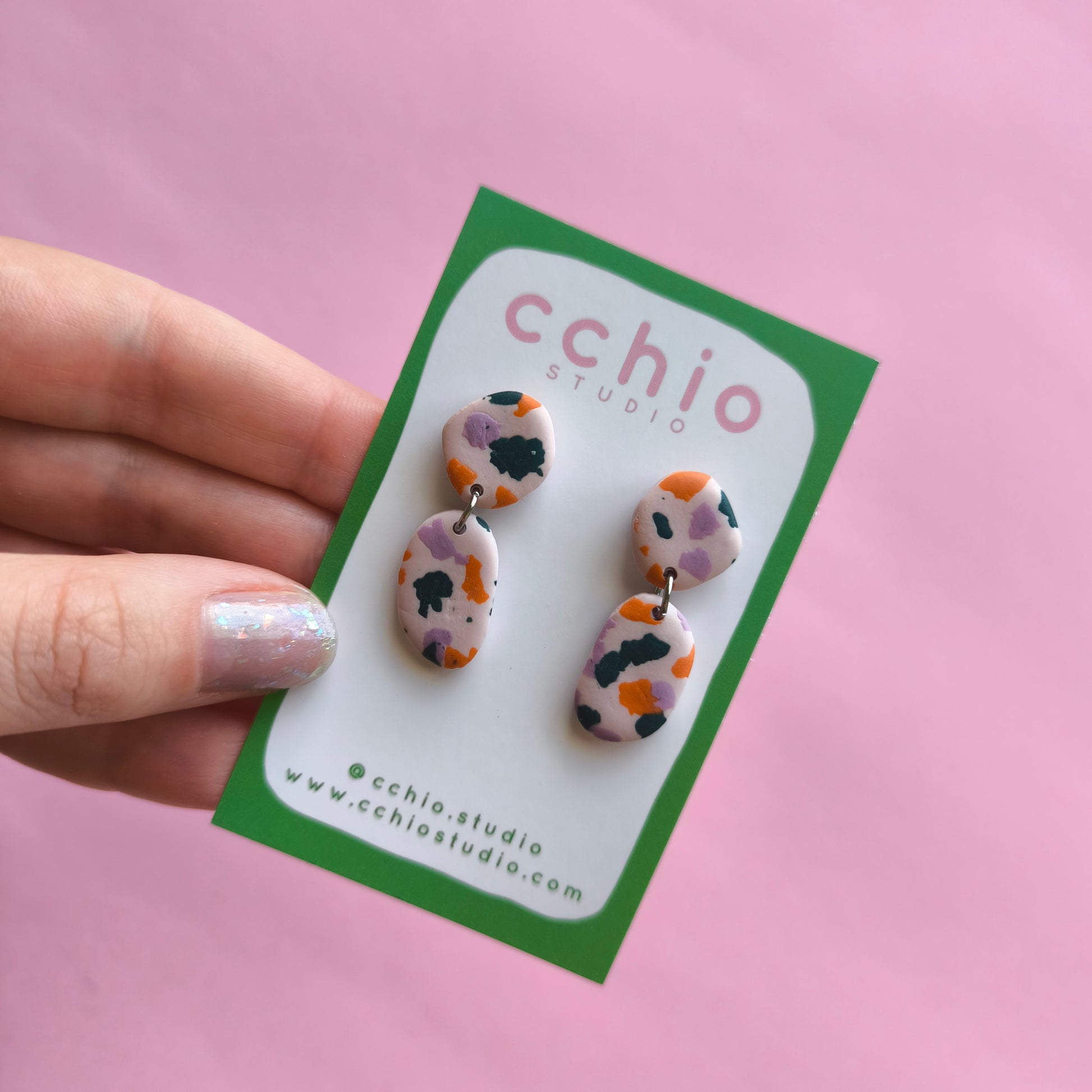 Pendientes artesanales en arcilla polimérica. Hipoalergenicos, livianos. Hechos en España. Stock limitado. Acero inoxidable