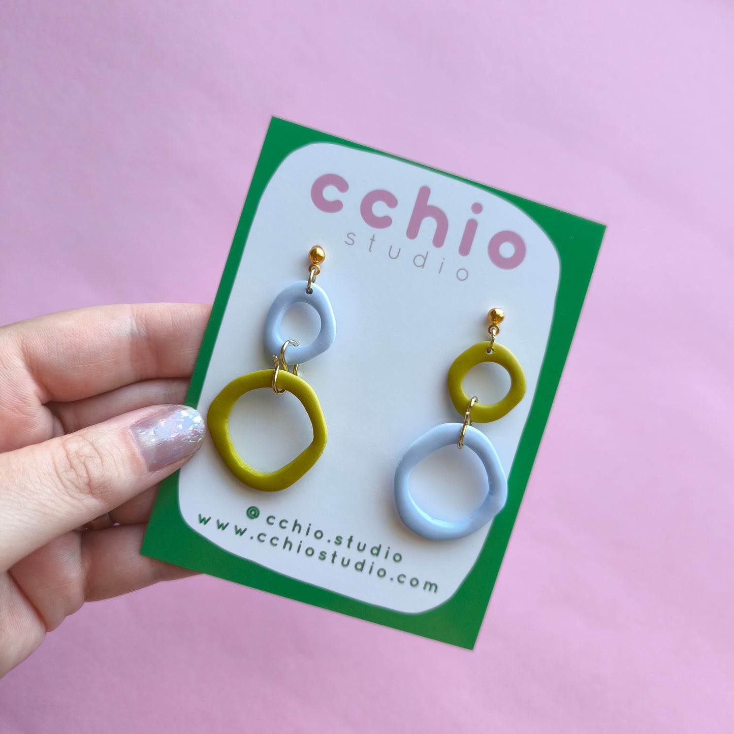Pendientes artesanales en arcilla polimérica. Hipoalergenicos, livianos. Hechos en España. Stock limitado. Acero inoxidable