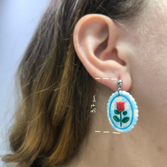 Pendientes artesanales en arcilla polimérica con relieve. Hipoalergenicos, livianos. Hechos en España. Stock limitado. Acero inoxidable. 