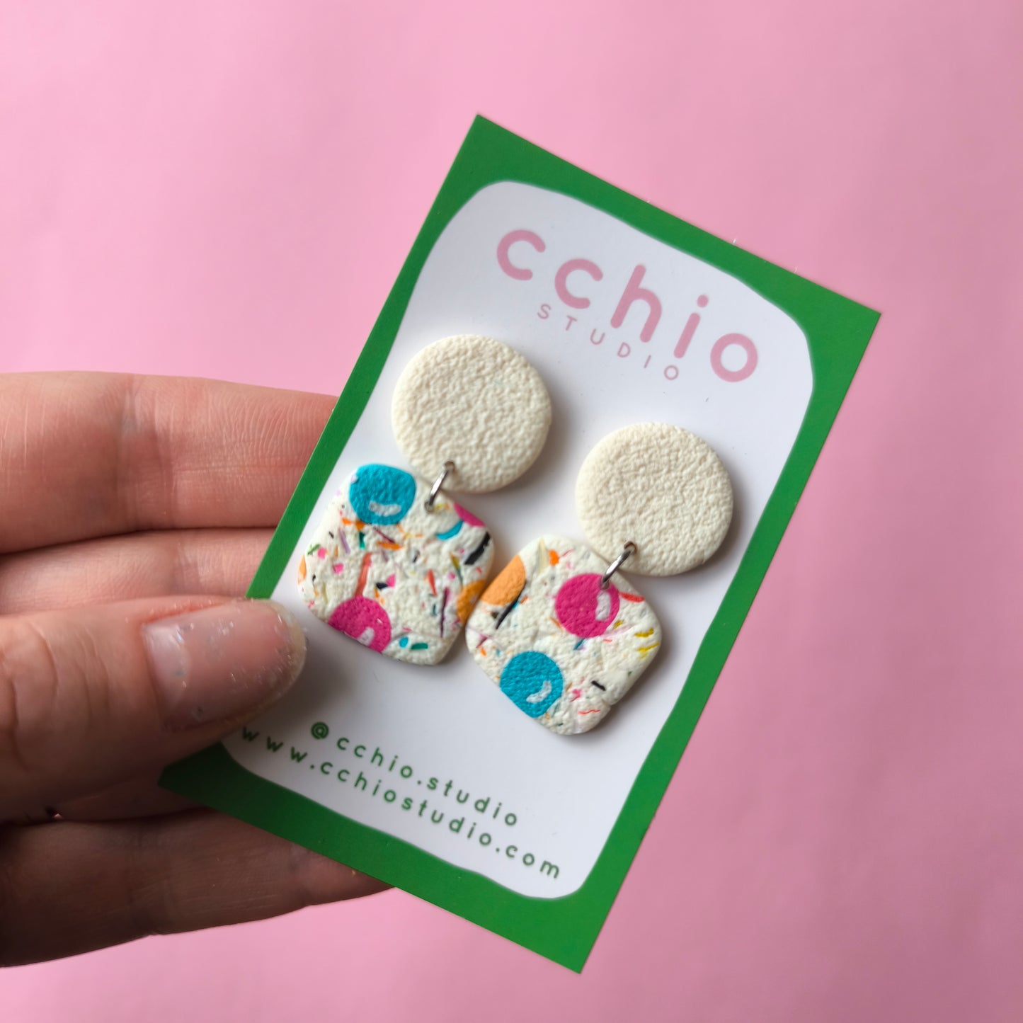 Pendientes artesanales en arcilla polimérica. Hipoalergenicos, livianos. Hechos en España. Stock limitado. Acero inoxidable