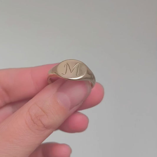 Signature ring
