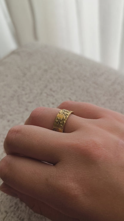 Raised Ring