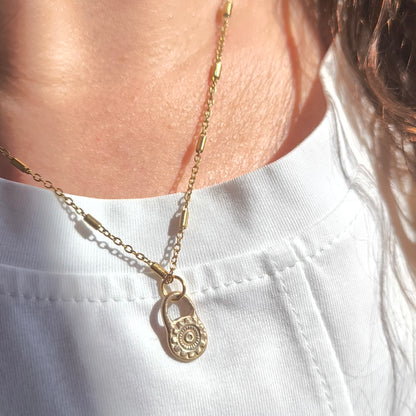 *one of a kind* Vestige neckclace